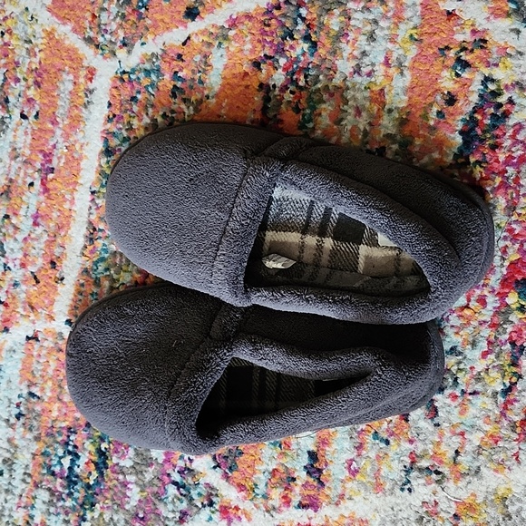 Men's slippers - Picture 2 of 9